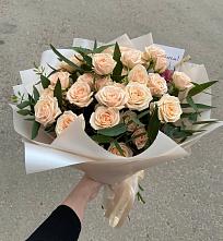 Букет Кремовые розы Латте в Онуфриево