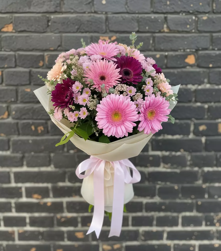 Букет цветов из: Герберы и Хризантемы в Онуфриево