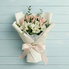 Букет цветов из:  Альстромерии в Онуфриево