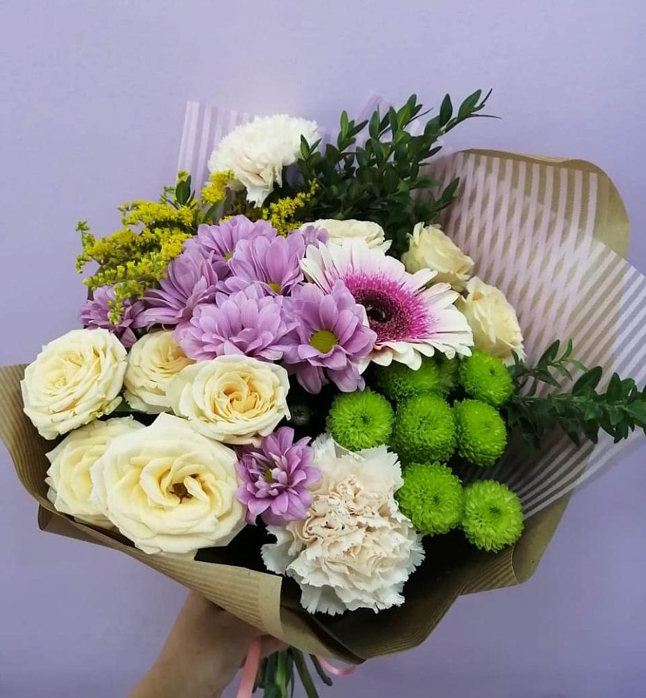 Букет цветов из: Хризантемы, Розы, Гвоздики и Герберы в Онуфриево