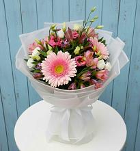 Букет цветов из:  Герберы, Альстромерии и Лизиантусы в Онуфриево