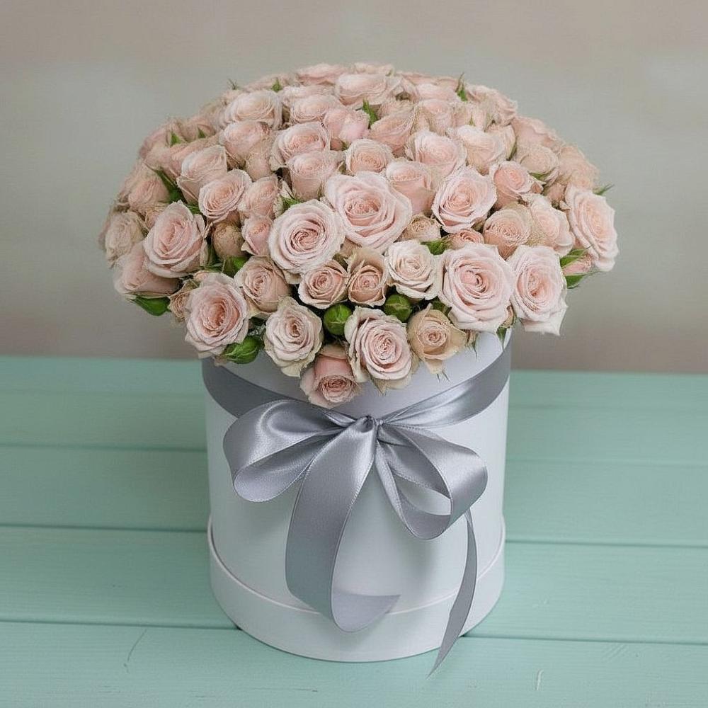 Цветочная композиция из Розы в шляпной коробке в Онуфриево