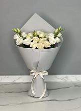 Букет цветов из:  Розы и Лизиантусы в Онуфриево